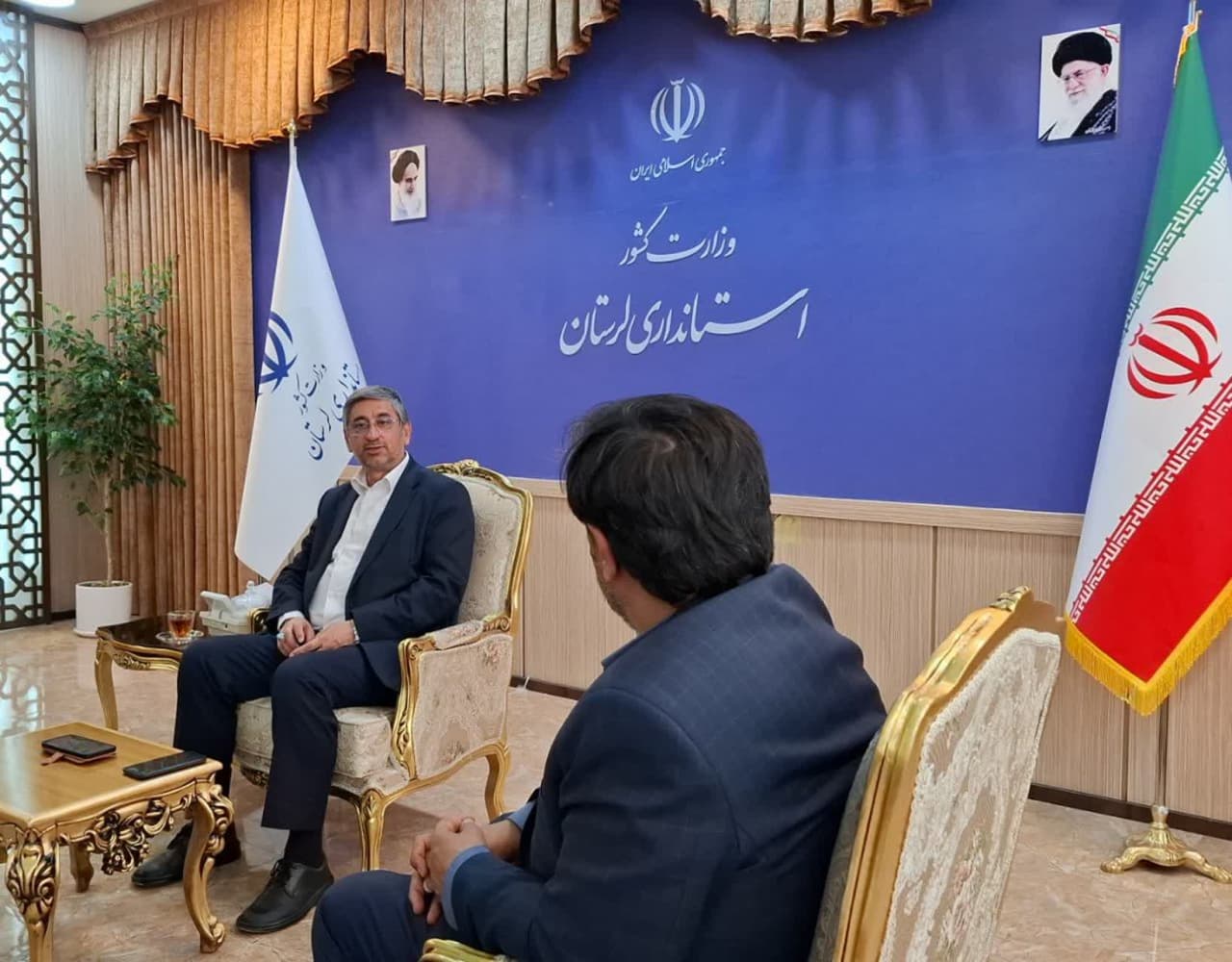 دیدار دکتر زهره ای با استاندار لرستان انجام شد.